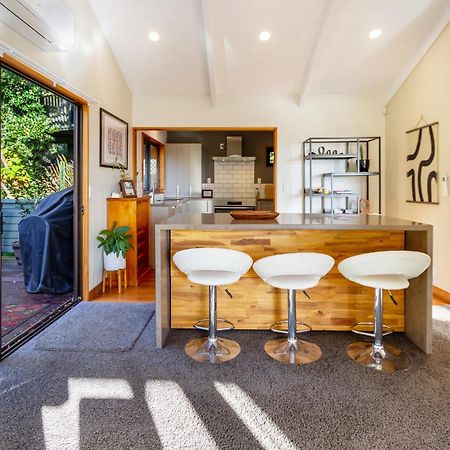 Sherwood Lodge 4-Bedroom Holiday Home With Spectacular Views Christchurch Extérieur photo