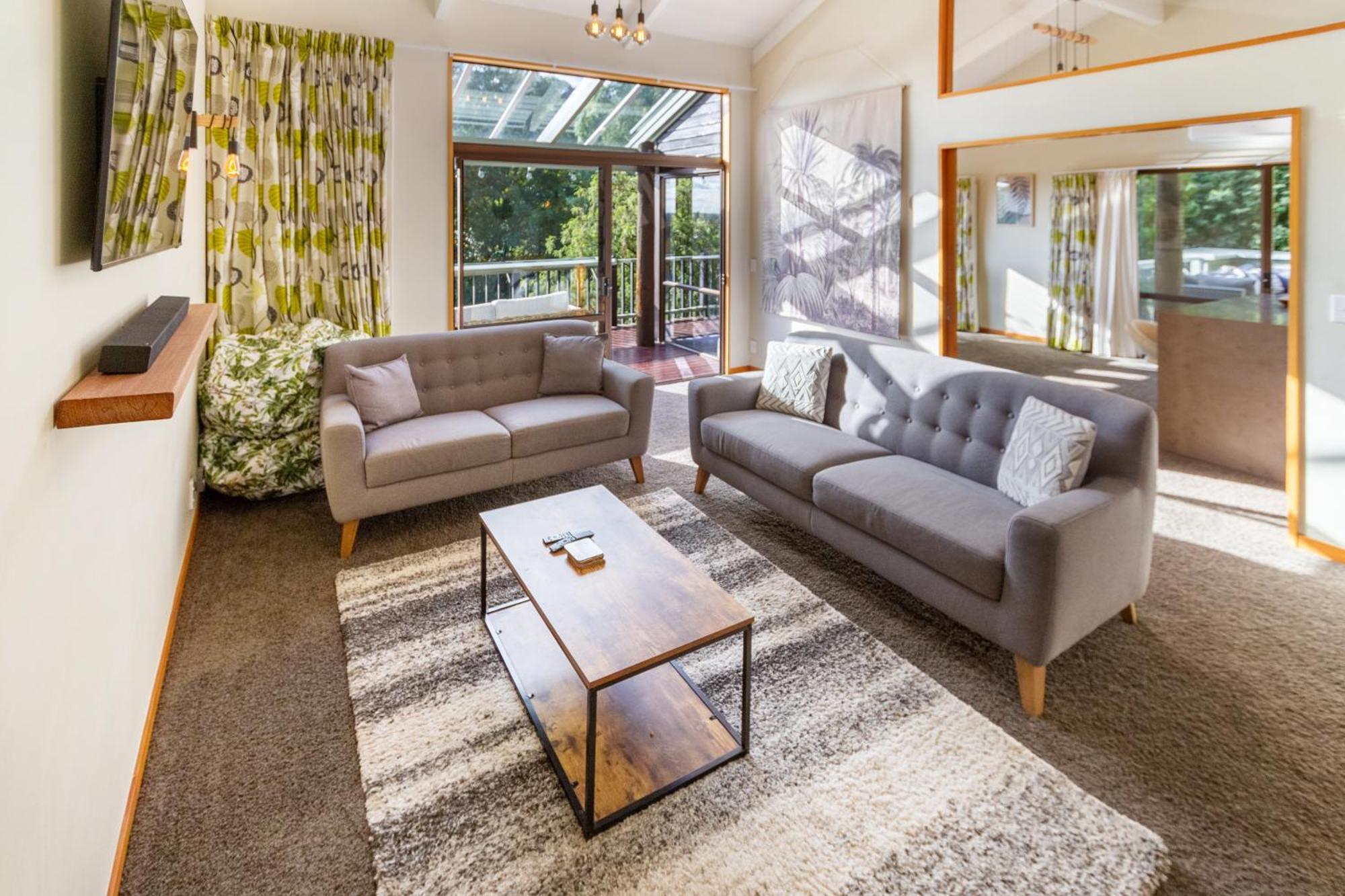Sherwood Lodge 4-Bedroom Holiday Home With Spectacular Views Christchurch Extérieur photo