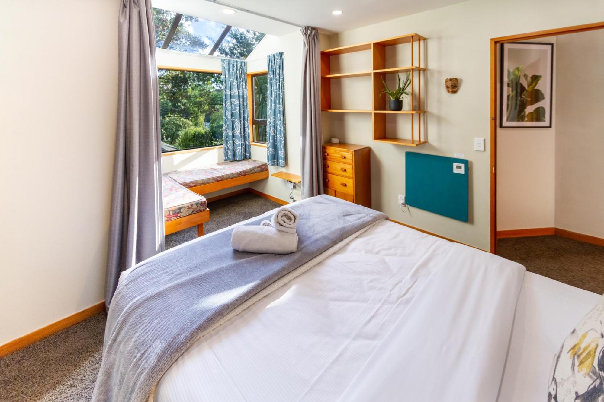 Sherwood Lodge 4-Bedroom Holiday Home With Spectacular Views Christchurch Extérieur photo