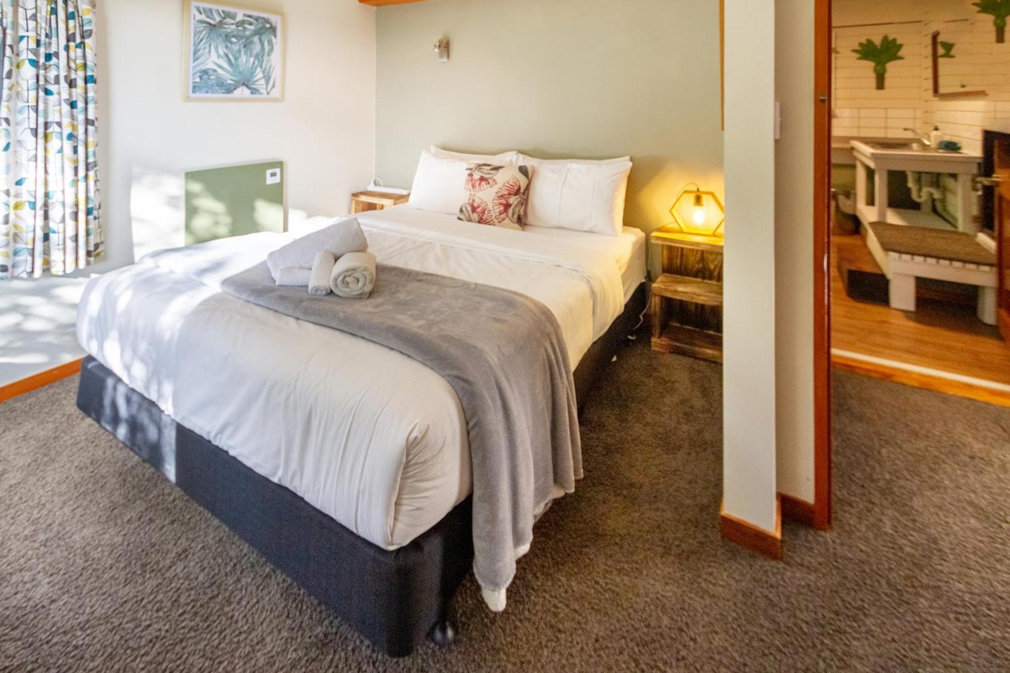 Sherwood Lodge 4-Bedroom Holiday Home With Spectacular Views Christchurch Extérieur photo