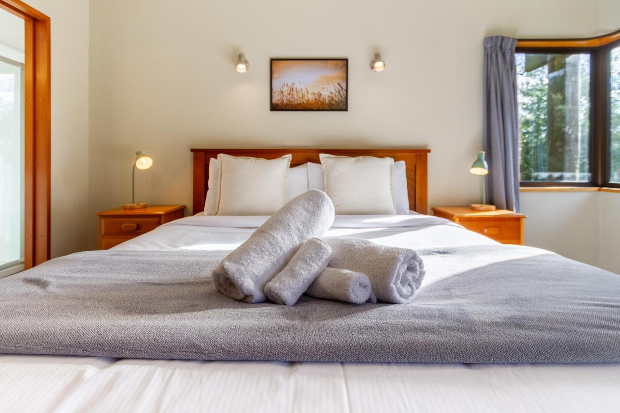 Sherwood Lodge 4-Bedroom Holiday Home With Spectacular Views Christchurch Extérieur photo