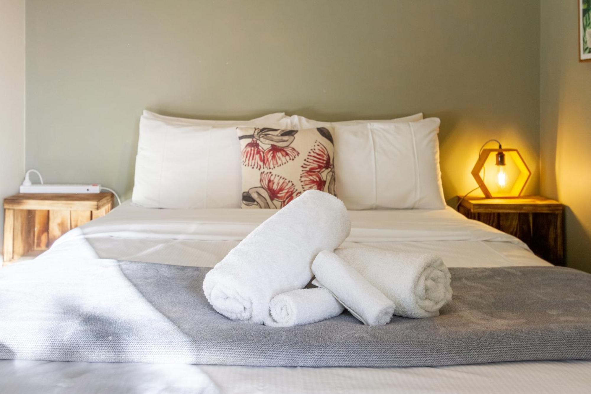 Sherwood Lodge 4-Bedroom Holiday Home With Spectacular Views Christchurch Extérieur photo